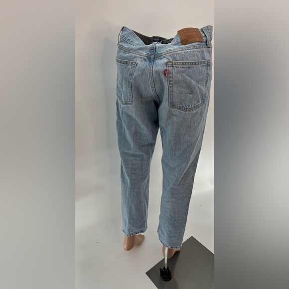 Levis Distressed Light Blue Jeans - Picture 4 of 9